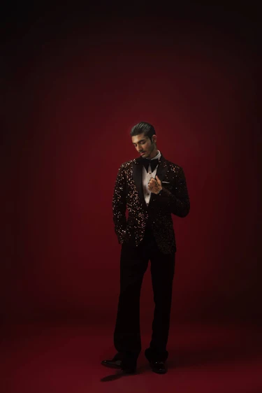 AUREN – THE ROYAL PURPLE TUXEDO - Image 2